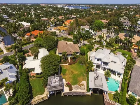 1830 4th St S, Naples, FL 34102 photo 4