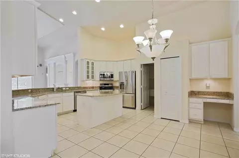 166 Burnt Pine Dr, Naples, FL 34119 photo 4