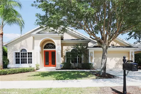 166 Burnt Pine Dr, Naples, FL 34119 photo 1