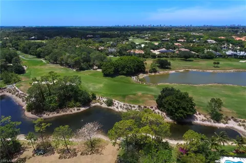 2935 Bellflower Ln, Naples, FL 34105 photo 3
