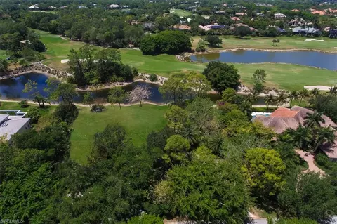 2935 Bellflower Ln, Naples, FL 34105 photo 2