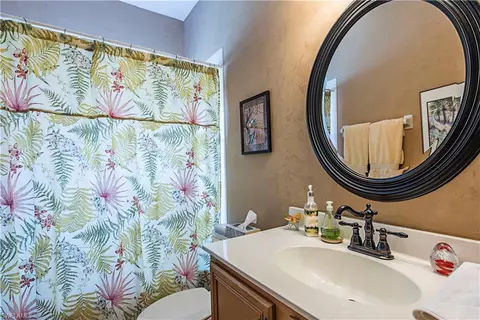 231 Glen Eagle Cir, Naples, FL 34104 photo 8