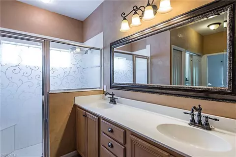 231 Glen Eagle Cir, Naples, FL 34104 photo 6
