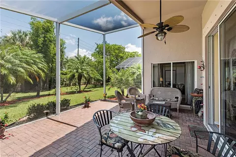 231 Glen Eagle Cir, Naples, FL 34104 photo 9