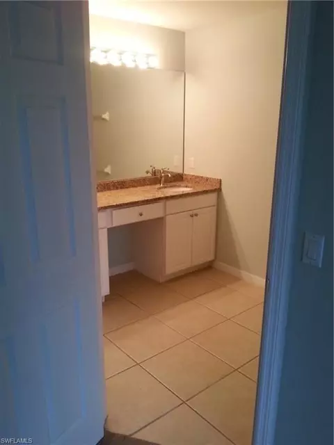 796 Hampton Cir, Naples, FL 34105 photo 7