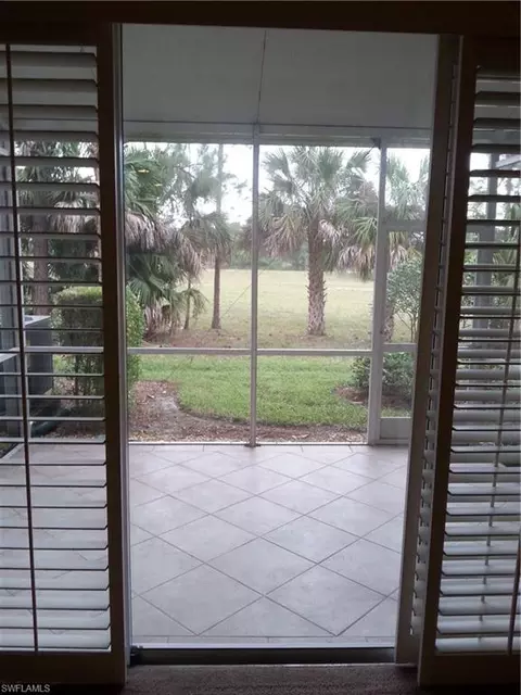 796 Hampton Cir, Naples, FL 34105 photo 2