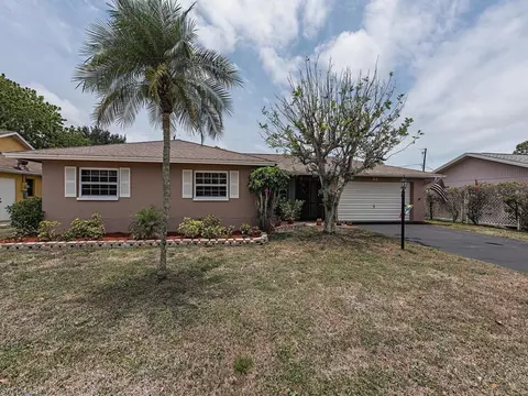 64 Madison Dr, Naples, FL 34110 photo 1