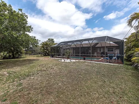64 Madison Dr, Naples, FL 34110 photo 12