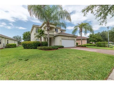 2011 Par Dr, Naples, FL 34120 photo 1