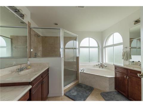 2011 Par Dr, Naples, FL 34120 photo 7