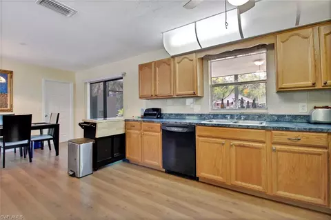 6025 Painted Leaf Ln, Naples, FL 34116 photo 10