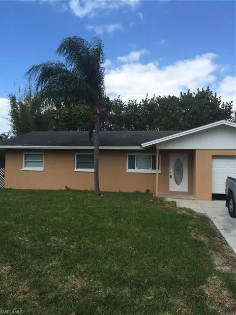 1291 Hernando St, Naples, FL 34103 photo 2