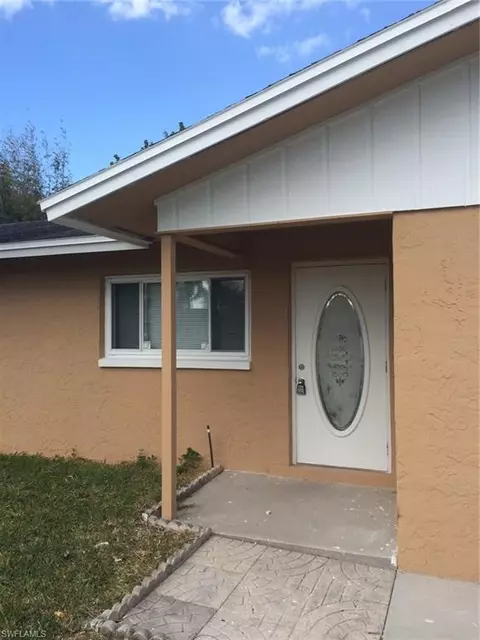 1291 Hernando St, Naples, FL 34103 photo 1