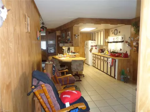 771 E Lincoln Ave, Labelle, FL 33935 photo 11