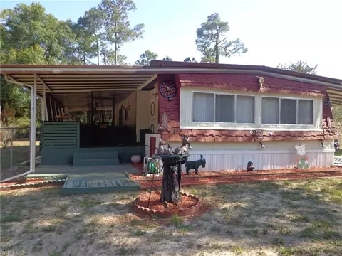 771 E Lincoln Ave, Labelle, FL 33935 photo 2