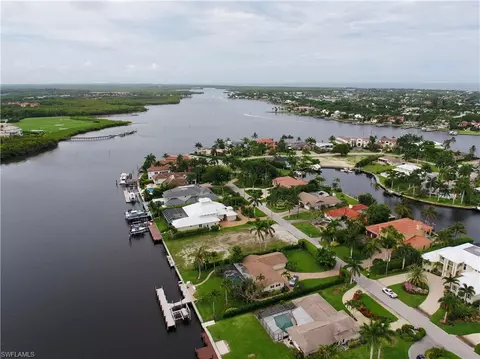 2495 Tarpon Rd, Naples, FL 34102 photo 18