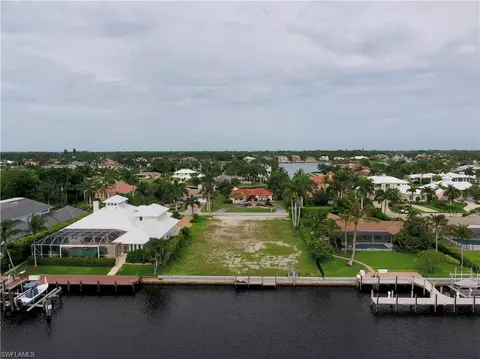 2495 Tarpon Rd, Naples, FL 34102 photo 5