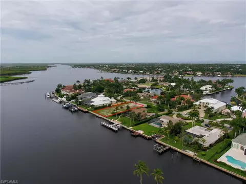 2495 Tarpon Rd, Naples, FL 34102 photo 1