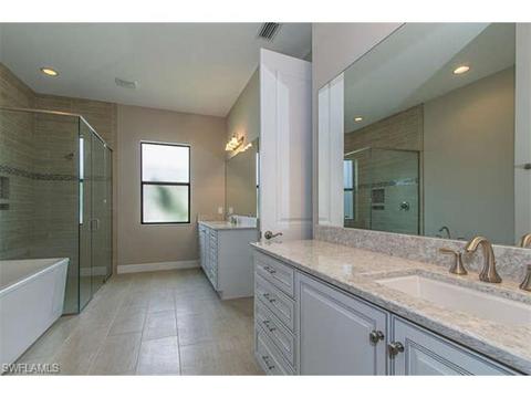 2139 Antigua Ln, Naples, FL 34120 photo 6