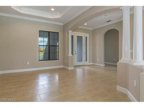 2139 Antigua Ln, Naples, FL 34120 photo 3