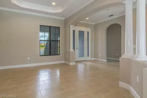 2139 Antigua Ln, Naples, FL 34120 photo 3