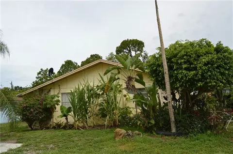 5313 Fleming St, Naples, FL 34113 photo 2