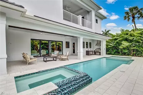 725 Regatta Rd, Naples, FL 34103 photo 4