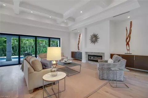 725 Regatta Rd, Naples, FL 34103 photo 6