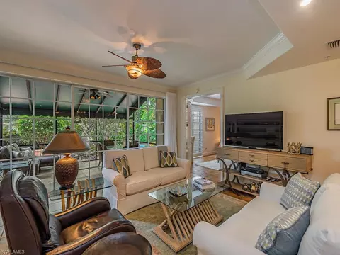 373 4th St S, Naples, FL 34102 photo 2