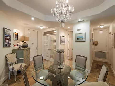 373 4th St S, Naples, FL 34102 photo 4