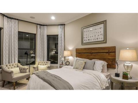 8739 Cavano St E, Naples, FL 34119 photo 5