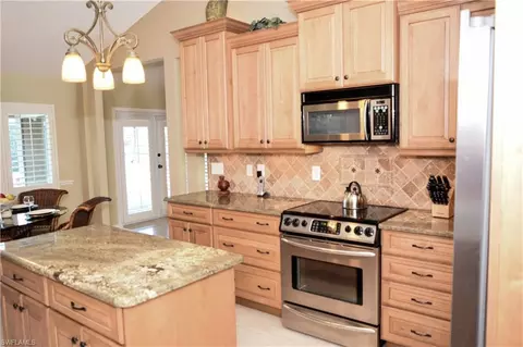 5855 Cloudstone Ct, Naples, FL 34119 photo 4