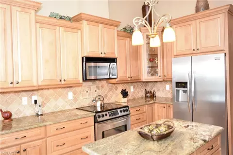 5855 Cloudstone Ct, Naples, FL 34119 photo 3