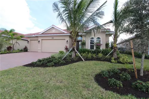 9434 Lagomar Ct, Naples, FL 34114 photo 1