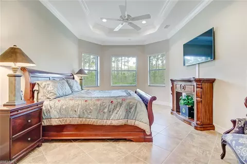 3355 Pacific Dr, Naples, FL 34119 photo 9