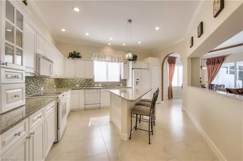 321 Steerforth Ct, Naples, FL 34110 photo 5