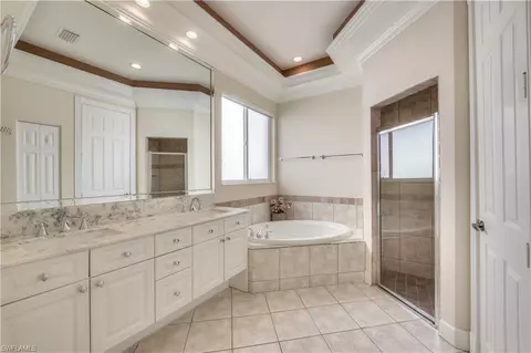 321 Steerforth Ct, Naples, FL 34110 photo 8