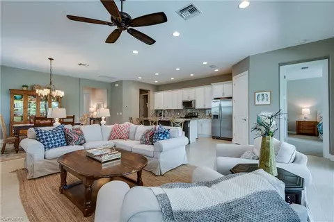 4068 Raffia Dr, Naples, FL 34119 photo 8