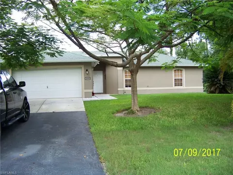 2335 Robin Dr, Naples, FL 34117 photo 1