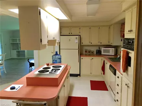 119 Calais Ct, Naples, FL 34112 photo 14