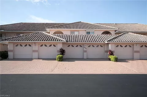 9060 Michael Cir #7, Naples, FL 34113 photo 22