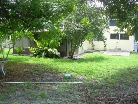 5213 Johns St, Naples, FL 34113 photo 8