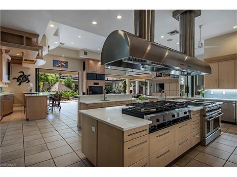 656 Hickory Rd, Naples, FL 34108 photo 7