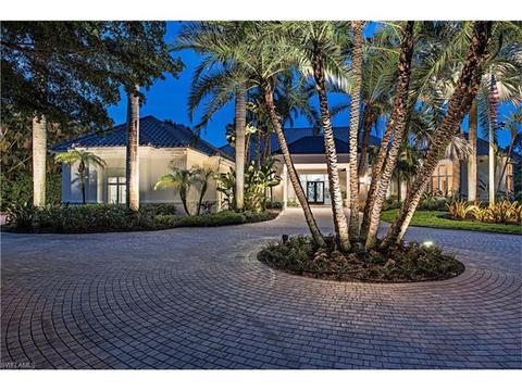 656 Hickory Rd, Naples, FL 34108 photo 1