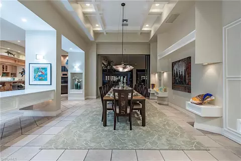 656 Hickory Rd, Naples, FL 34108 photo 5