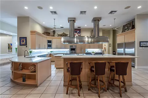 656 Hickory Rd, Naples, FL 34108 photo 6