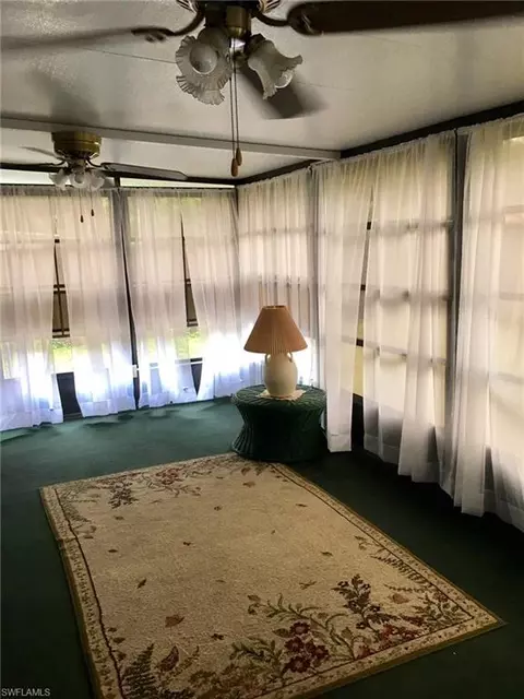 421 Clark St, Labelle, FL 33935 photo 4