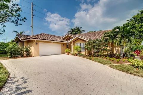 5135 Alpha Ct, Naples, FL 34105 photo 25