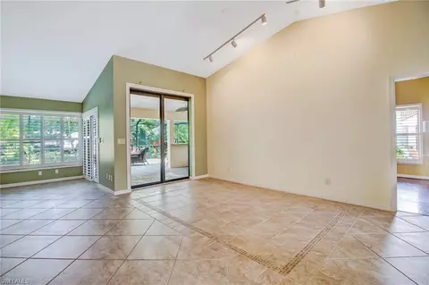 5135 Alpha Ct, Naples, FL 34105 photo 7