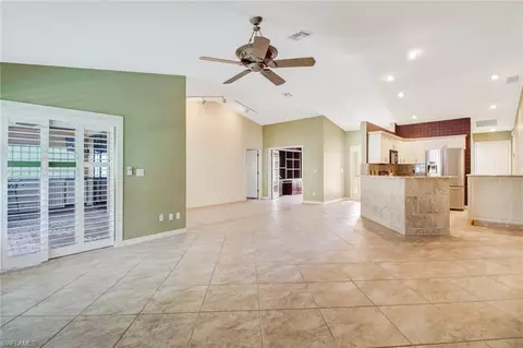 5135 Alpha Ct, Naples, FL 34105 photo 4